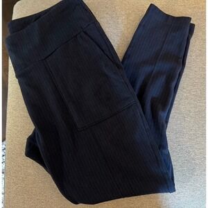 Woman's leggings Mondetta size xl navy striped.